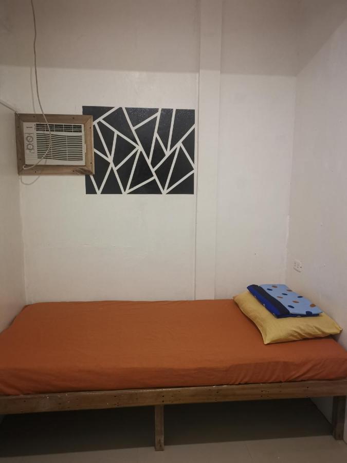 One Hostel - Эль-Нидо Экстерьер фото