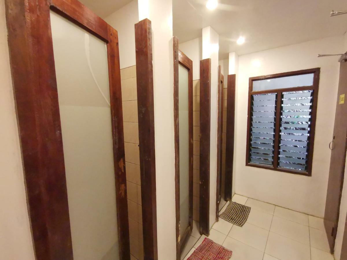 One Hostel - Эль-Нидо Экстерьер фото
